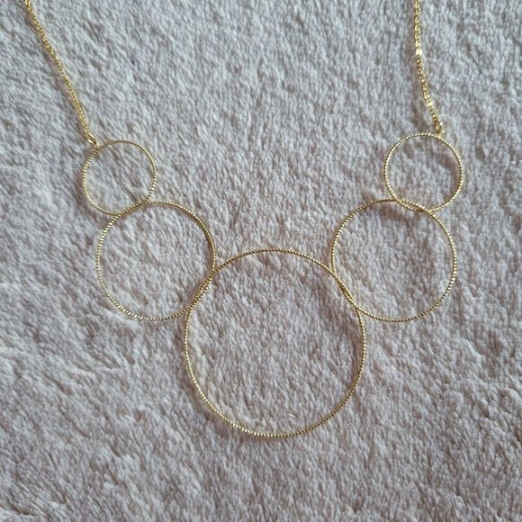 Delicate Dainty Gold Circle Necklace - Picture 1 of 5
